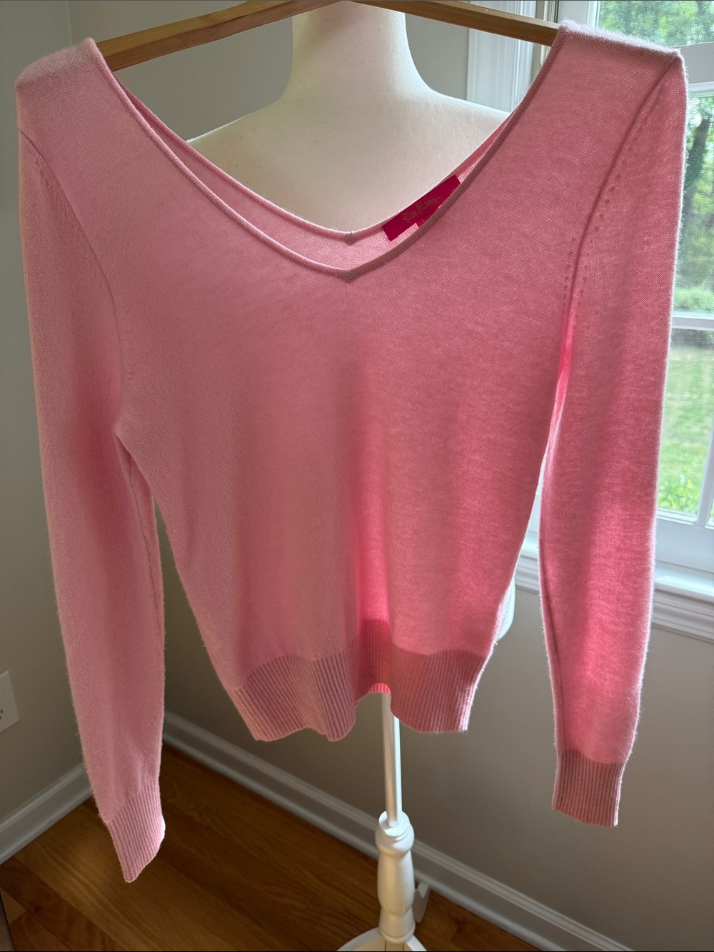 LILLY PULITZER Pink V Neck Cashmere Sweater Size S